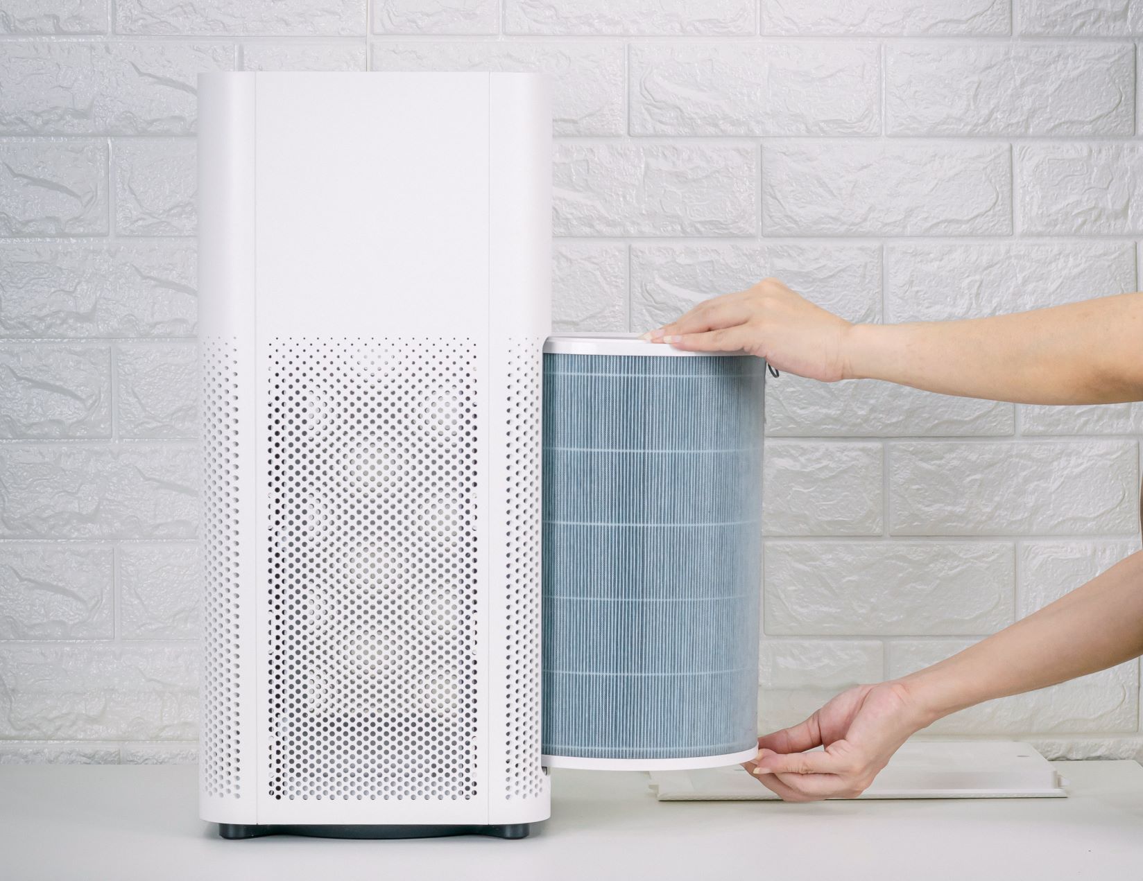 Changing hepa filter on an air purifier